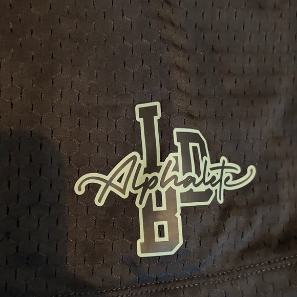 Alphalete Black Signature Mesh Athletic Shorts with Logo -Medium - Picture 3 of 10